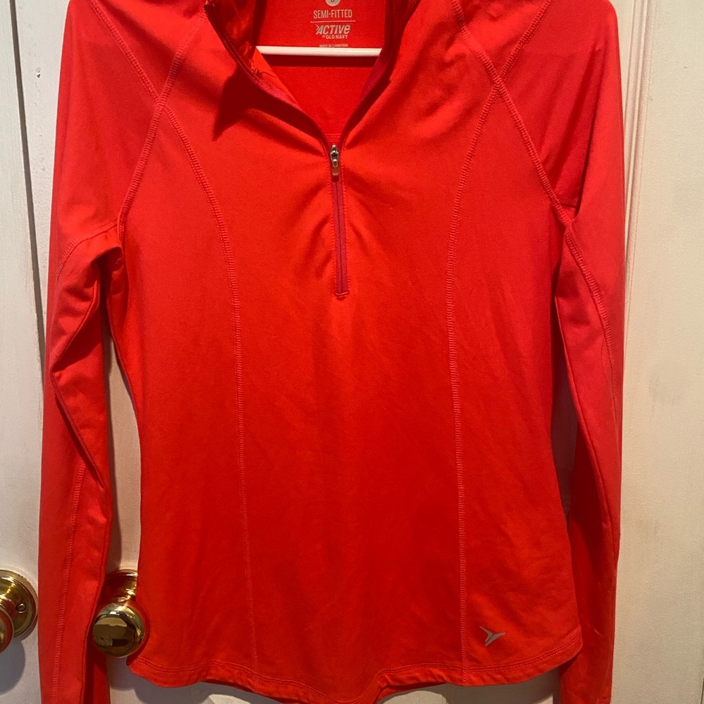 Women's Bright Pink Activewear Top